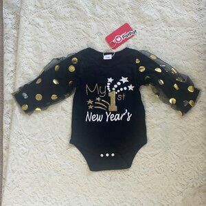 NWT: PatPat 1st New Year fancy onsie. Size 3 - 6 months. Black with gold decor.